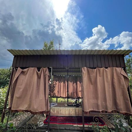 Guest House Eles Karakol Dış mekan fotoğraf